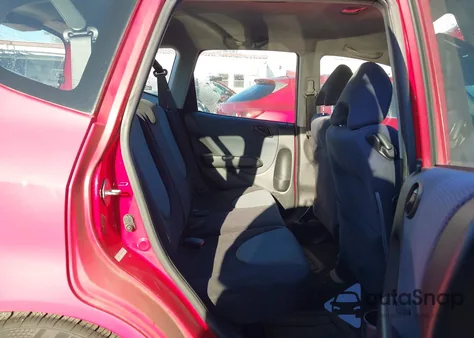 2008 Honda Fit Sport из США, поврежденный, VIN JHMGD37688S028366